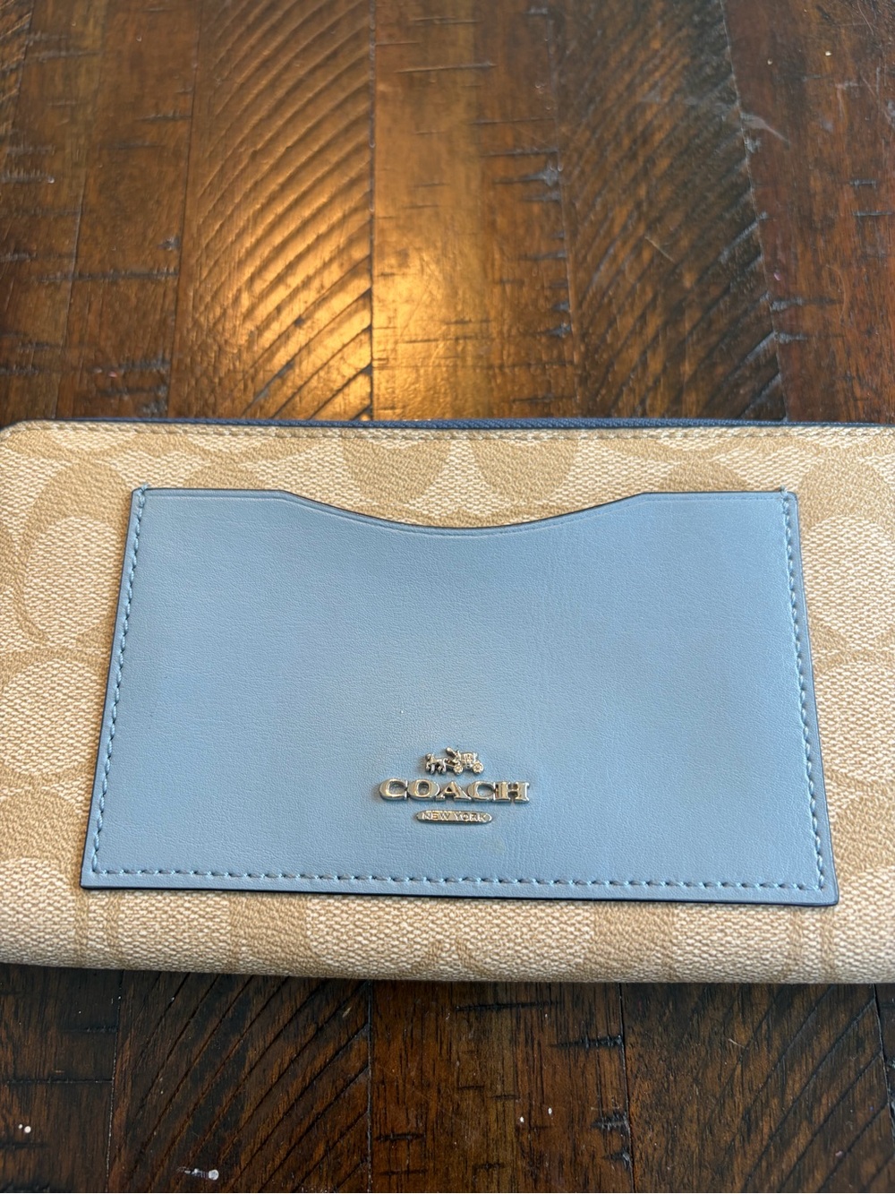 Coach Color Block Logo Wallet - Picture 3 of 8